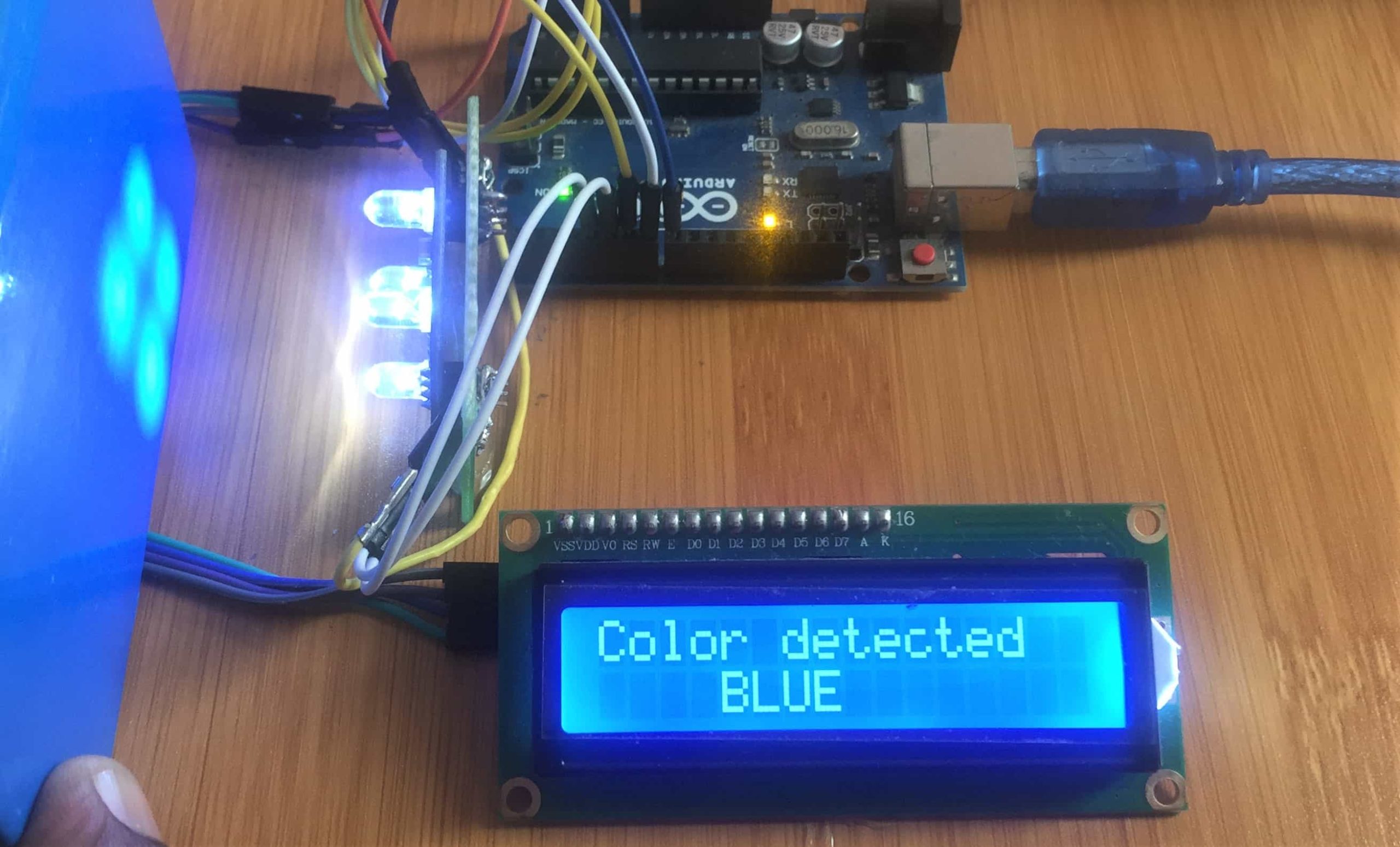 TCS3200 color sensor with Arduino